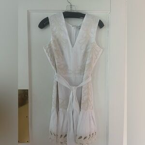 Karina Grimaldi White Sleeveless V-Neck Dress